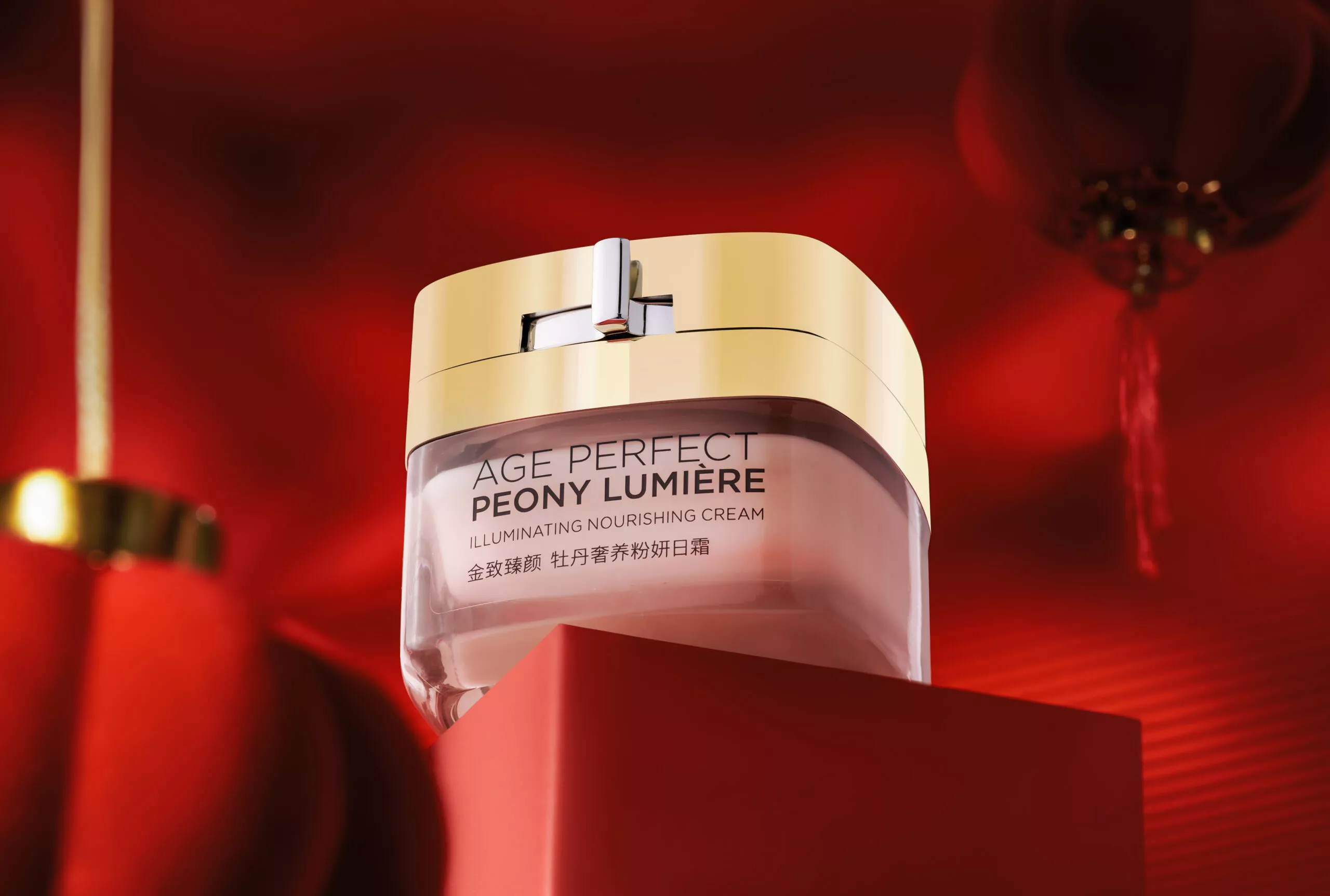 Commercial product photography of Skincare Products in Singapore studio 1 scaled.jpg