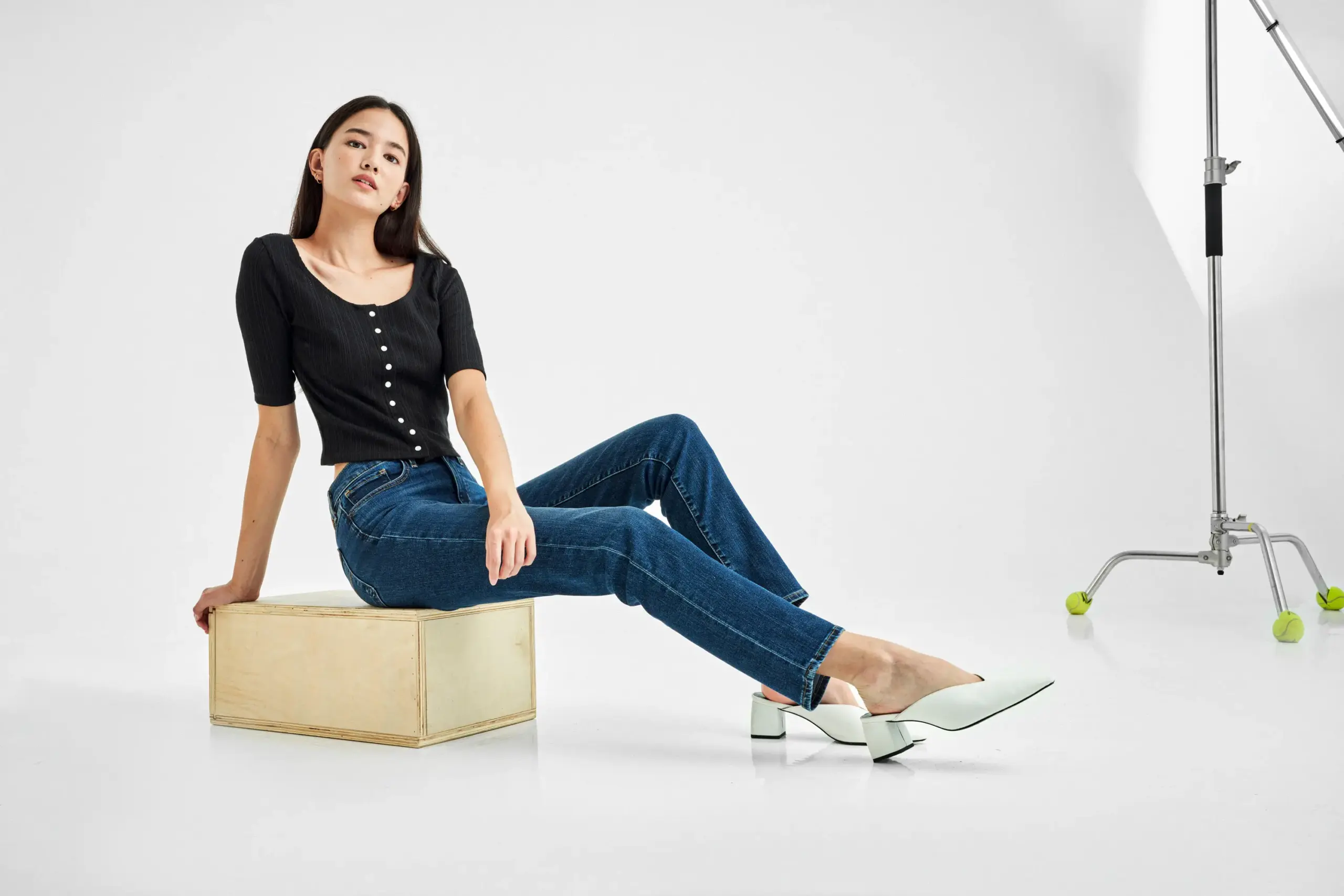 22 H2 Shaping Series W Look 02 02 copy scaled